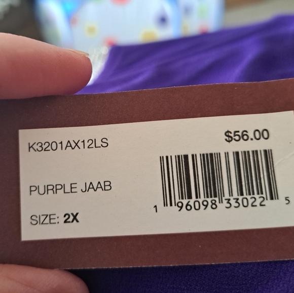 Elegant Purple Short sleeve Blouse with Crystal Rhinestone Cut-Out Accent - Picture 2 of 8